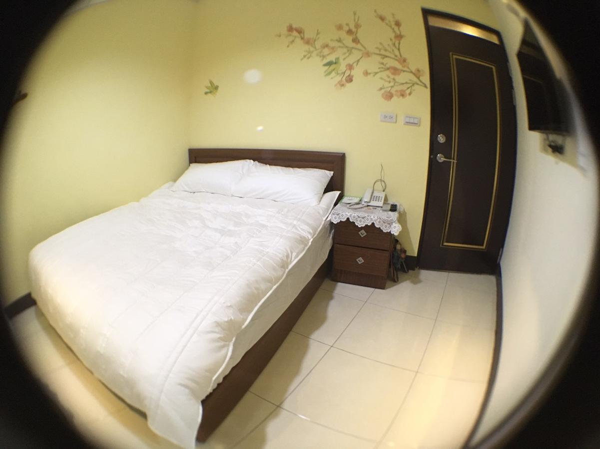 Hfun Hotel Гаосюн Экстерьер фото